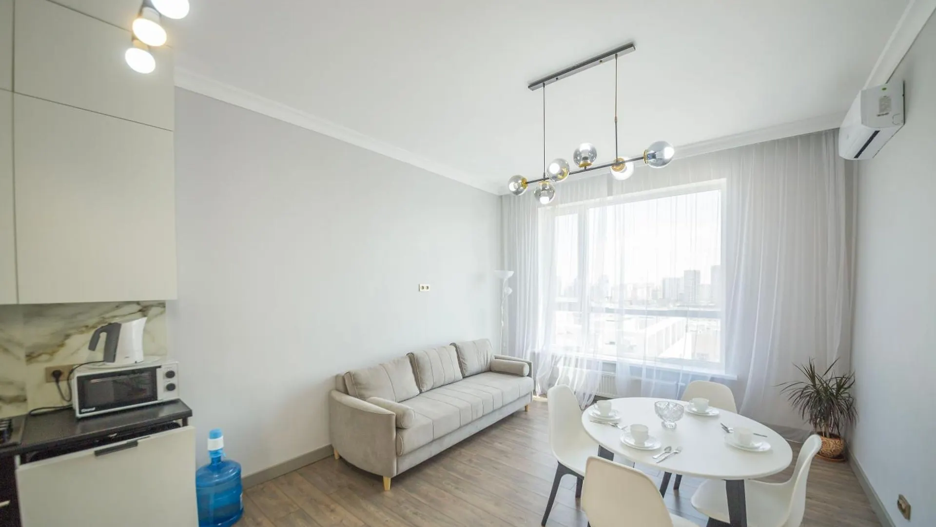 3 Комнатная В Районе Экспо Apartment Nur-Sultan  Kazakhstan