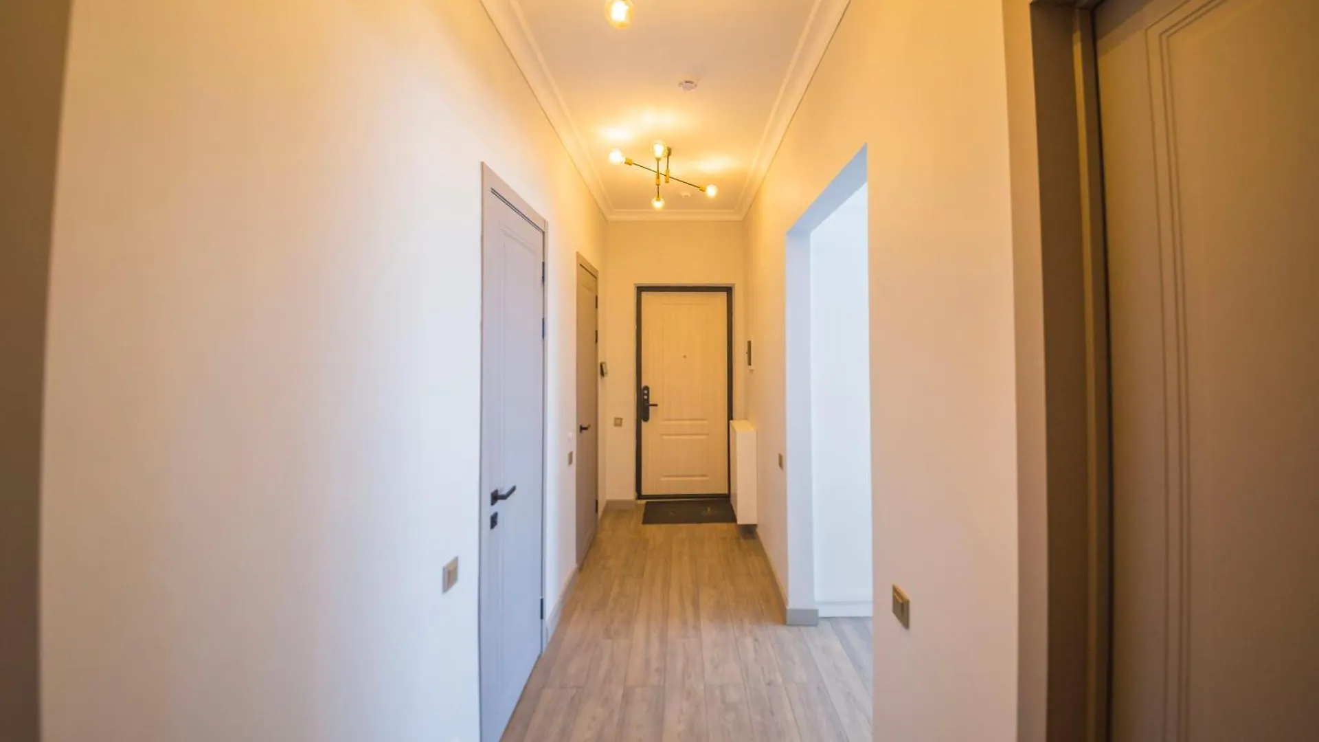 3 Комнатная В Районе Экспо Apartment Nur-Sultan